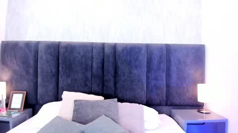 miaa Lind online show from 04-10-26, 04:39