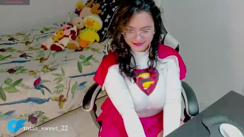 Maria Fernanda online show from 05-18-26, 04:40