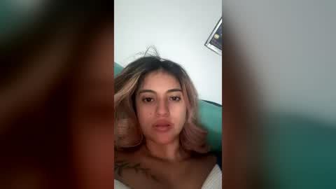Snapshot of miaaa_mo chatting on 06-20-26, 03:09 Ma online show from 06-20-26, 03:09