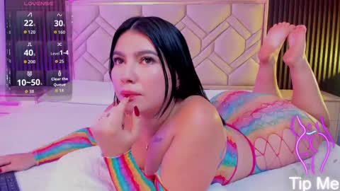 Snapshot of miaafarrel chatting on 09-26-25, 12:53 Miaa Farrel online show from 09-26-25, 12:53