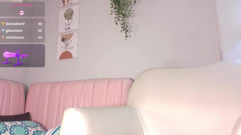 miaaffox online show from 02-28-26, 10:05