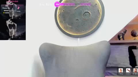 Mia online show from 03-09-26, 12:20