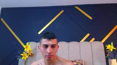 miaandrony online show from 03-29-26, 07:25