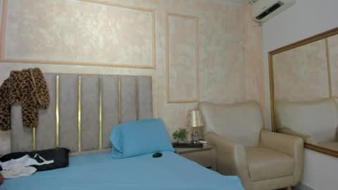 Miaasummer online show from 04-27-26, 11:19