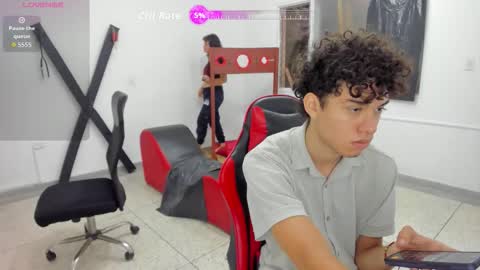 Mia and Max online show from 03-06-26, 12:56