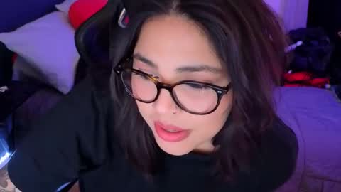 Snapshot of miacanela_xo chatting on 02-24-26, 01:36 Mia online show from 02-24-26, 01:36