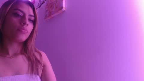 Miia  online show from 11-30-25, 10:47