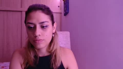 Miia  online show from 01-18-26, 04:27