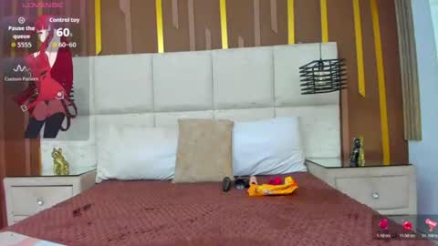 MiaCours online show from 06-19-26, 07:06
