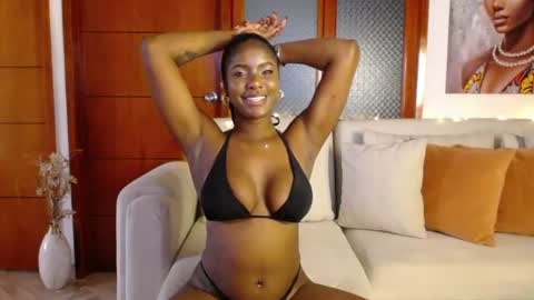Snapshot of miaderail chatting on 06-23-26, 08:29 Sofi online show from 06-23-26, 08:29