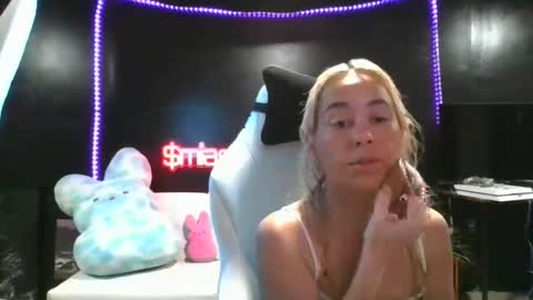 miaellababy online show from 10-27-25, 12:47