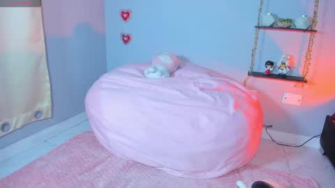 Mia Engels  online show from 03-14-26, 12:28