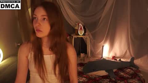 Snapshot of miafleur chatting on 11-23-25, 08:41 Mia online show from 11-23-25, 08:41