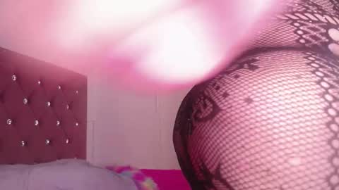 mia online show from 02-24-26, 01:03