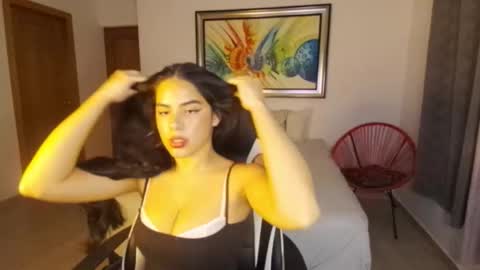 miafunny5 online show from 11-12-25, 11:03