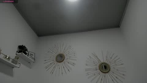 Snapshot of miah_bigboobs chatting on 10-22-25, 11:21 Miah Collins online show from 10-22-25, 11:21
