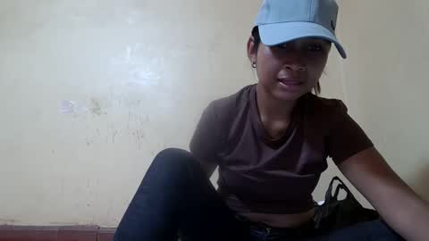 Snapshot of miah_land chatting on 10-10-25, 11:09 miah_land online show from 10-10-25, 11:09