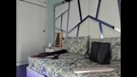 miaharper0 online show from 05-25-26, 03:45