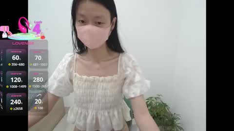 miahchan68 online show from 10-07-25, 06:49