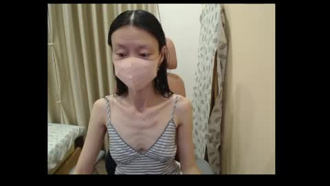 Snapshot of miahchan68 chatting on 05-28-26, 01:41 miahchan68 online show from 05-28-26, 01:41