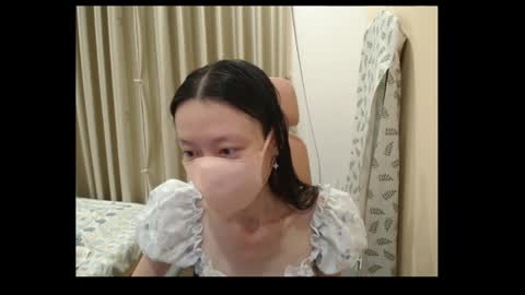 Snapshot of miahchan68 chatting on 06-07-26, 02:43 miahchan68 online show from 06-07-26, 02:43
