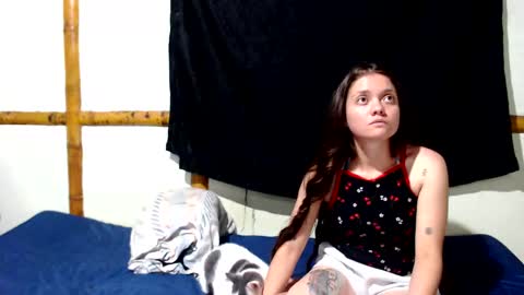 Mia  Sam online show from 10-24-25, 01:13