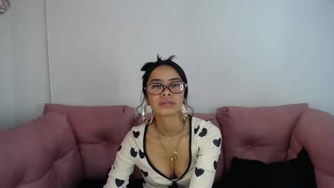 miahotcs online show from 05-14-26, 03:52