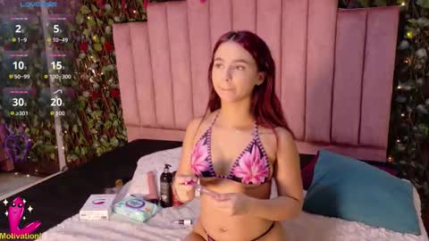 Mia online show from 02-21-26, 11:33