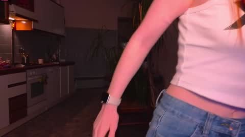 milanaaaa online show from 01-23-25, 10:33