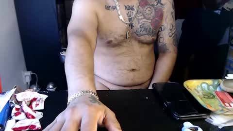 Snapshot of miaking chatting on 09-16-25, 06:42 Mark online show from 09-16-25, 06:42