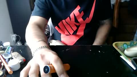 Snapshot of miaking chatting on 11-02-25, 06:21 Mark online show from 11-02-25, 06:21