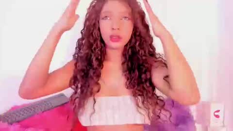 miakirshner_ online show from 11-25-25, 03:23