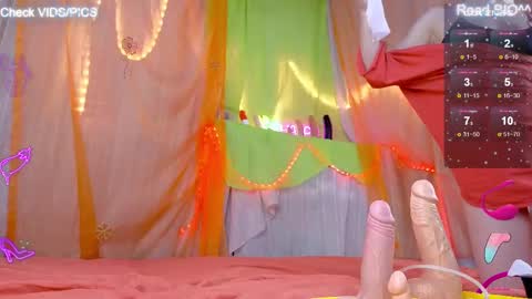 Snapshot of miakitana chatting on 03-01-25, 04:37 Mia online show from 03-01-25, 04:37