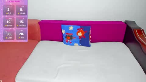 Snapshot of miakittyy chatting on 10-11-25, 06:06 Mia Kittyy online show from 10-11-25, 06:06