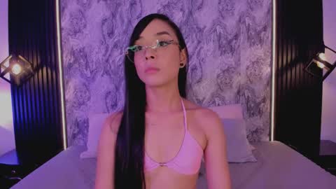 Mia Larouse online show from 03-23-26, 10:03