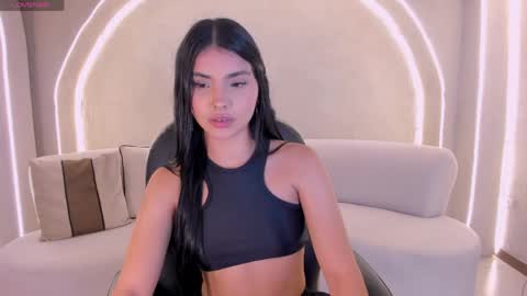 Call me Mia  online show from 04-15-26, 07:43