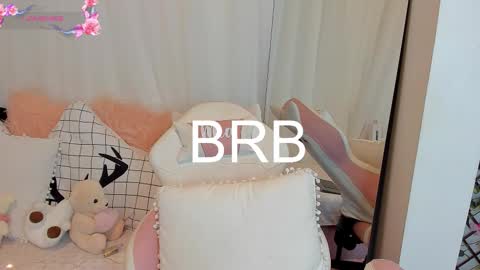 mia 600am-1000am Colombia time online show from 11-16-25, 02:06