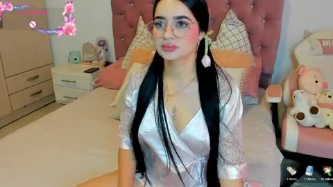 mia 600am-1000am Colombia time online show from 04-01-26, 06:16