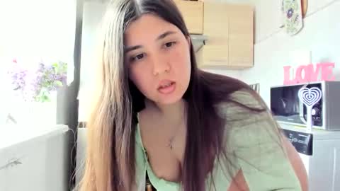 MiaMarrone online show from 05-10-26, 01:38