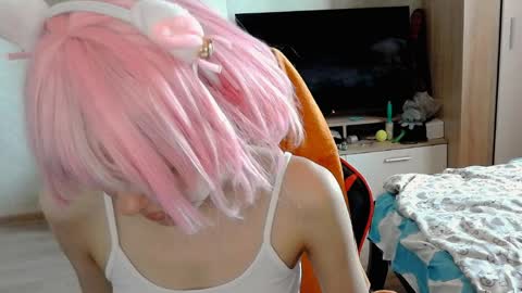 Snapshot of miameowkiss chatting on 04-10-26, 07:24 Mia online show from 04-10-26, 07:24