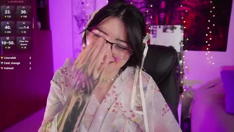 Lili online show from 03-20-26, 01:43