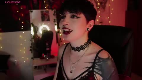 Lili online show from 04-24-26, 02:03