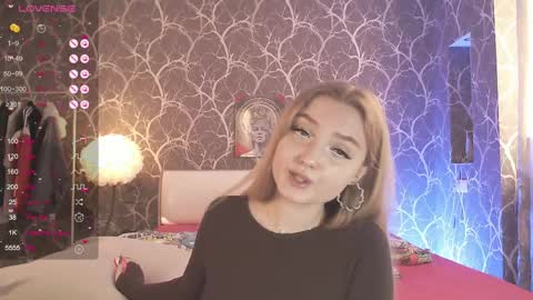 Mia online show from 04-10-26, 03:28