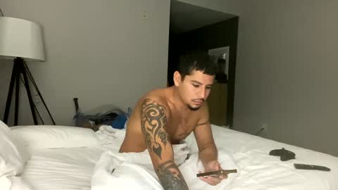 miamiclos1 online show from 01-17-25, 11:27