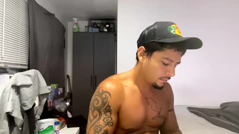 miamiclos1 online show from 09-23-25, 11:24