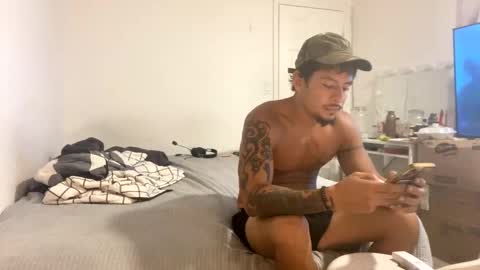 miamiclos1 online show from 10-30-25, 02:02