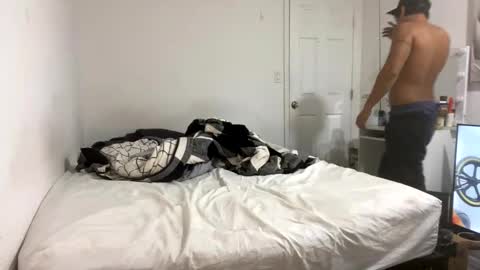 miamiclos1 online show from 11-21-25, 10:47