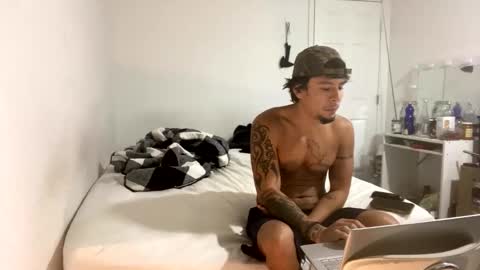 miamiclos1 online show from 02-06-26, 02:42