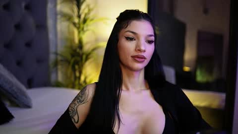  Miami  online show from 11-22-25, 06:29