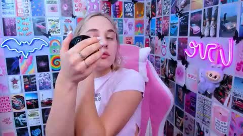 miamilas online show from 12-17-25, 11:38